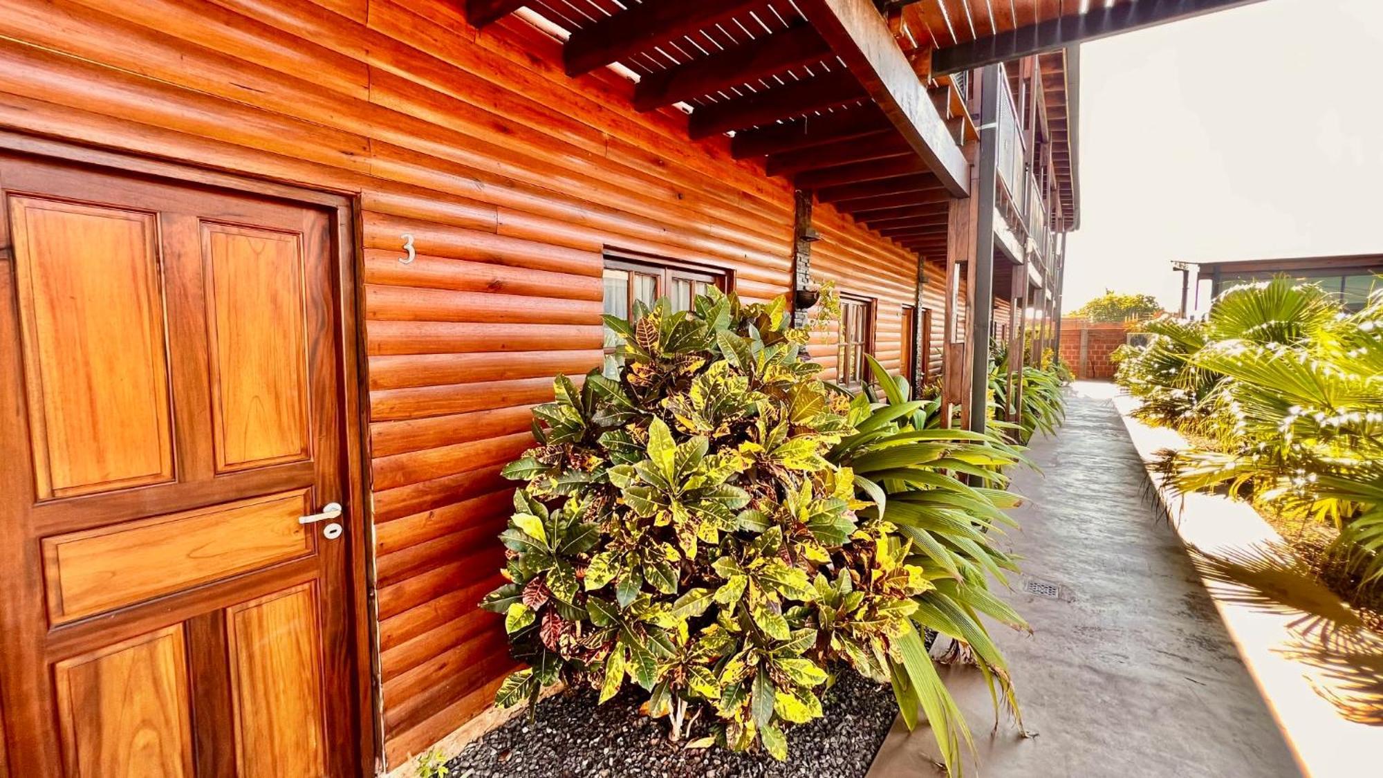 Alma Pura Hotel Puerto Iguazú Kültér fotó